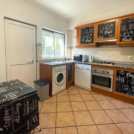 Moradia T3 Aguia Marina, Com Piscina E Bbq Villa Albufeira Eksteriør billede