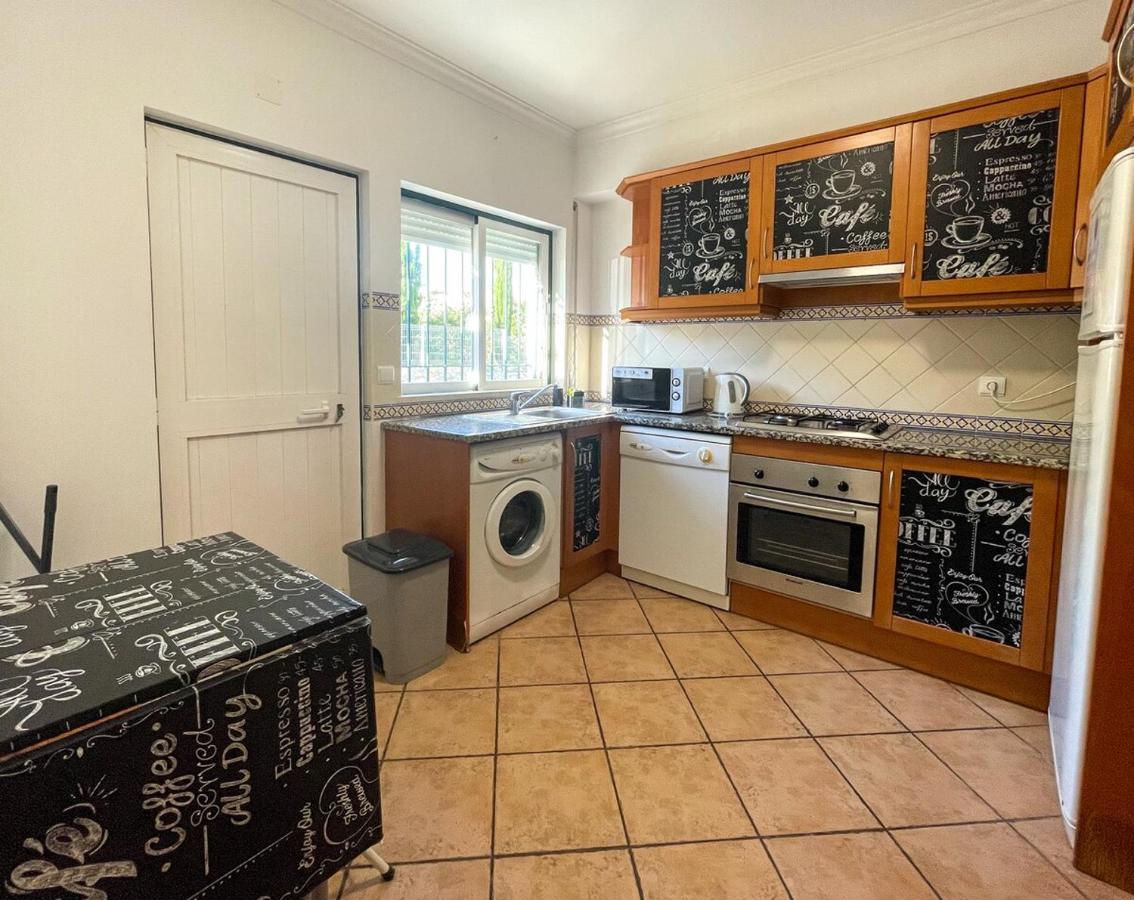 Moradia T3 Aguia Marina, Com Piscina E Bbq Villa Albufeira Eksteriør billede