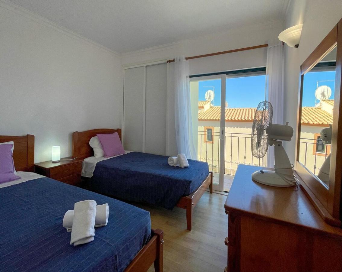 Moradia T3 Aguia Marina, Com Piscina E Bbq Villa Albufeira Eksteriør billede